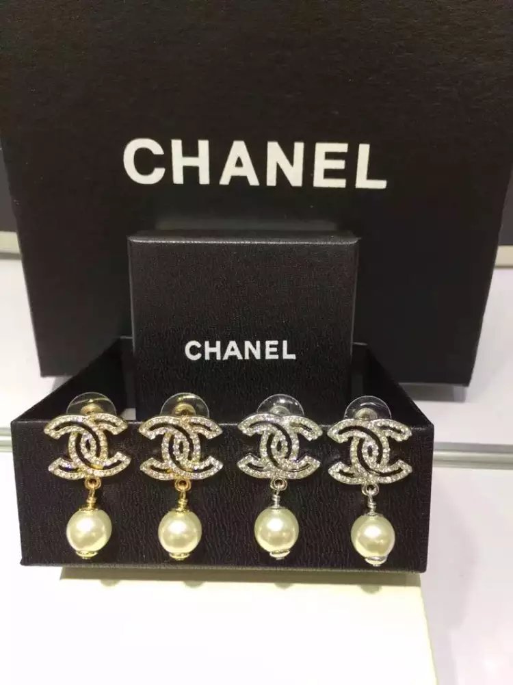 Orecchini Chanel Modello 1066